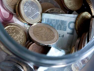 Global economy: Euro zone growth limping as US-China trade war escalates