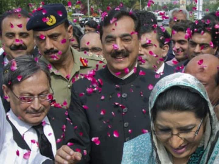 Lesson for India from Pak 'coup': don't rush into hasty deals