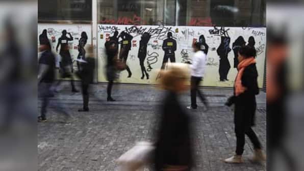 Greek borrowing rates rise in T-bill sale 