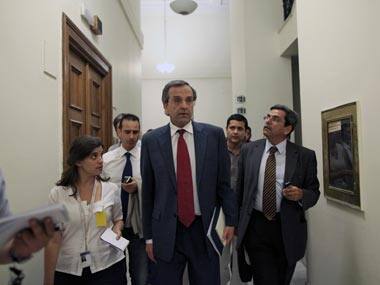 Second day of power-sharing talks begin in Greece 