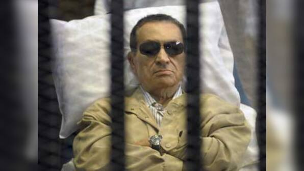 Mubarak's health worsens, may be moved to hospital