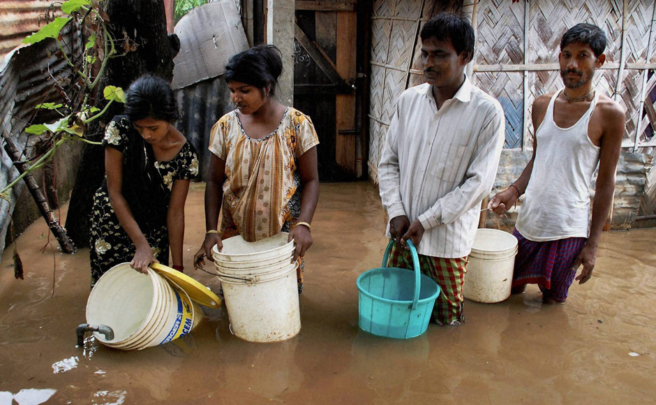 Over forty percent of the population in India does not own even a basic feature phone: ITU report Over forty percent of the population in India does not own even a basic feature phone: ITU report