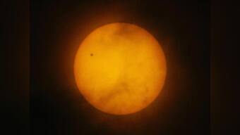 Indians flock to watch 'once in a lifetime' Venus transit
