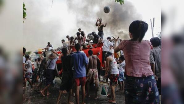 Rights group asks Bangladesh to keep border open for Myanmar refugees 