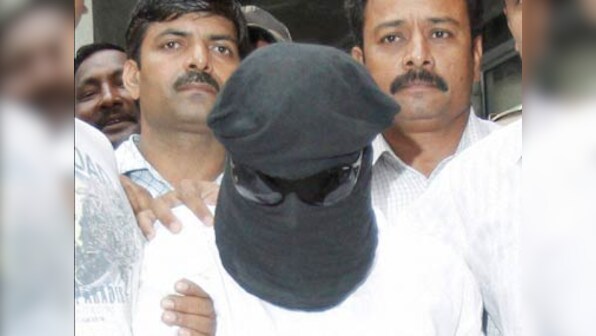 Is Abu Jundal really singing or are we screwing up again?