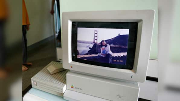 Rare Apple 1 computer to be auctioned