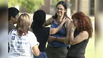 U.S. high court splits its verdict on Arizona immigration law