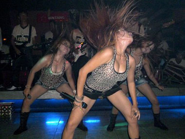 Gaga or not, Indonesia still feasts on raunchy Gaga or not, Indonesia still feasts on raunchy