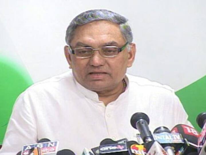 Cong offers no comment on charges against Virbhadra Singh