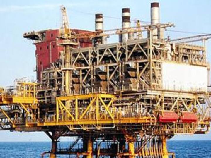  L&T gains as Mitsubishi eyes stake in co