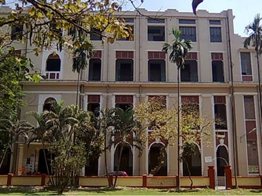 Blast at Kolkata's Medical College Hospital, 2 injured Blast at Kolkata's Medical College Hospital, 2 injured