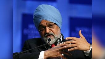 We will be lucky to achieve 7% growth rate this year: Montek