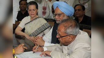 PM-Pranab-Sonia hiatus was key cause of policy paralysis