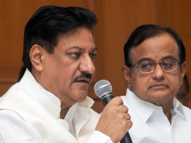 Prithviraj Chavan visits families of Mantralaya fire victims Prithviraj Chavan visits families of Mantralaya fire victims