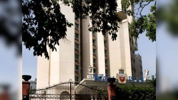 Hotel accuses senior AI official of corruption, airline denies charges