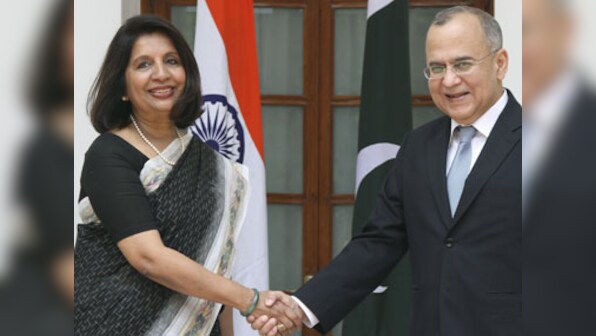 Pakistan's new envoy reaches India ahead of foreign secy talks
