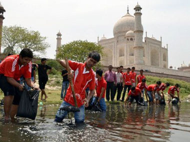 From wasteland, Taj Corridor to become Agra's green lung From wasteland, Taj Corridor to become Agra's green lung