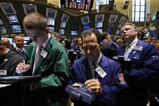 Global worries hit Wall St ahead of earnings Global worries hit Wall St ahead of earnings