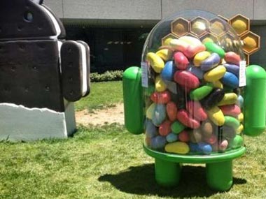 Is Android an easy target for hackers? Is Android an easy target for hackers?