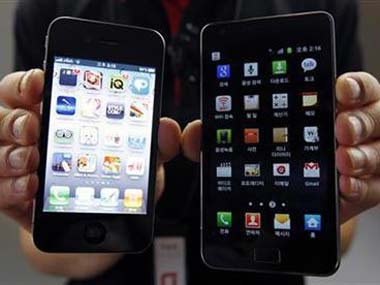 Battle stations: Jury chosen for Apple, Samsung trial Battle stations: Jury chosen for Apple, Samsung trial