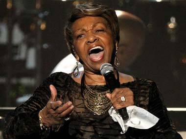 Whitney Houston's mother sings moving tribute at BET Awards