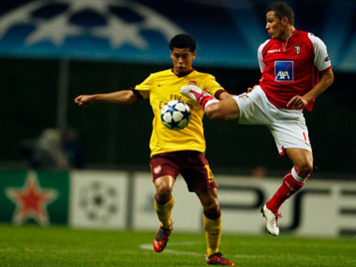 Arsenal's Denilson extends Sao Paulo loan