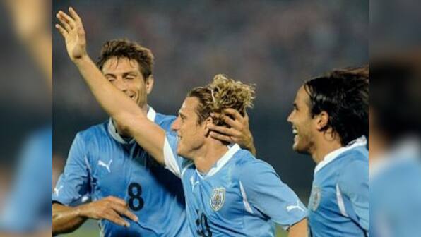 Uruguay star Diego Forlan signs for Brazil's Internacional