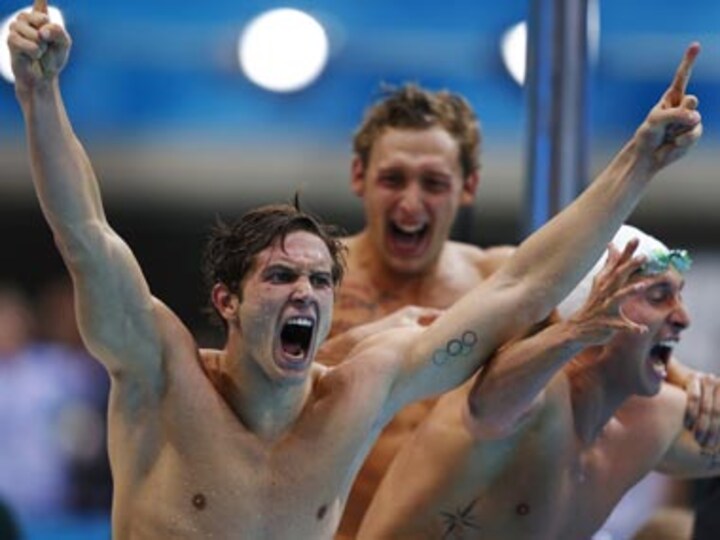 London 2012 swimming: France stun US, Van der Burgh sets new record