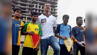 Dutch legend Gullit attends Mohun Bagan function