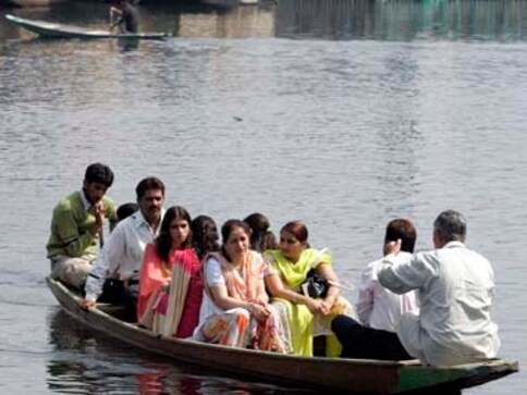 International tourism arrivals hit record high in 2017; India leads growth in South Asia International tourism arrivals hit record high in 2017; India leads growth in South Asia