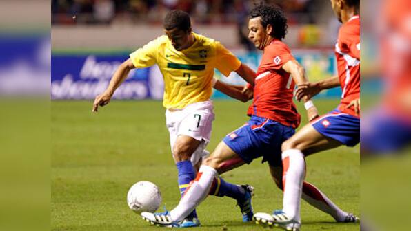 EPL: Man United chasing Lucas; Everton's Cahill off to MLS