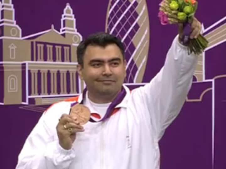 Gagan Narang wins India's first medal at London Olympics Gagan Narang wins India's first medal at London Olympics