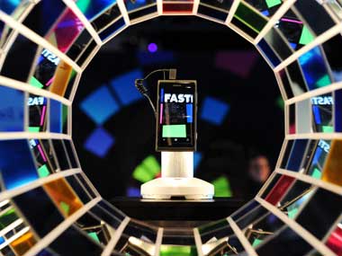 Nokia leads handset sales in India, Samsung king in smartphones Nokia leads handset sales in India, Samsung king in smartphones