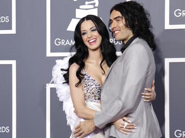 Psst! Is Katy Perry dating John Mayer? Psst! Is Katy Perry dating John Mayer?