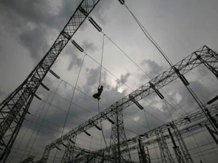 Why you should prepare for more power grid collapses
