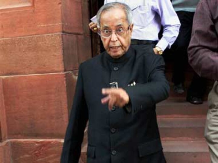 Pranab denies 'forged' signature, Sangma to move court