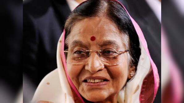 Patil to host Pranab for dinner