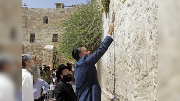 Romney's Jerusalem remark unacceptable: Palestinian official