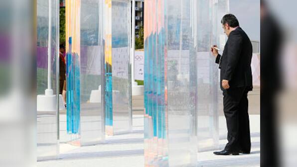 Syrian delegation signs Olympic 'truce wall'