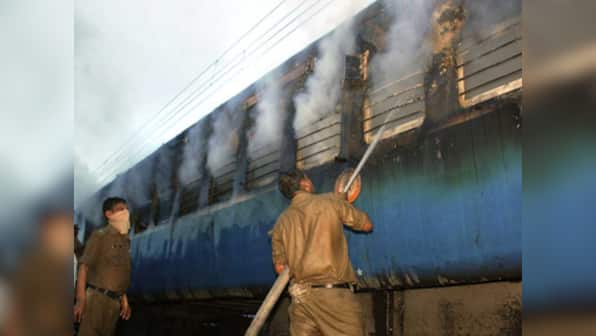 18 victims of Tamil Nadu Express fire still unidentified