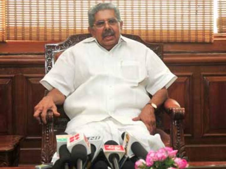 Bhushan removal surprises me: Vayalar Ravi