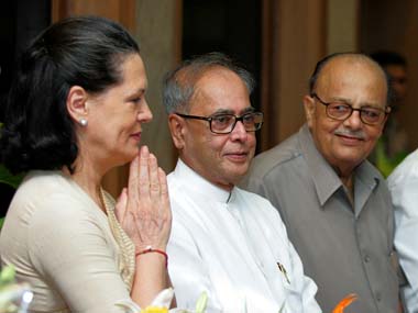 Arjun Singh memoirs: 'Is Cong compartments to Nehru-Gandhi engine?' Arjun Singh memoirs: 'Is Cong compartments to Nehru-Gandhi engine?'