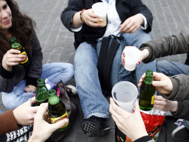 Teenage girls in UK heaviest drinkers? Teenage girls in UK heaviest drinkers?