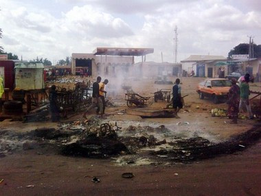 115 killed in central Nigeria in internecine clashes 115 killed in central Nigeria in internecine clashes