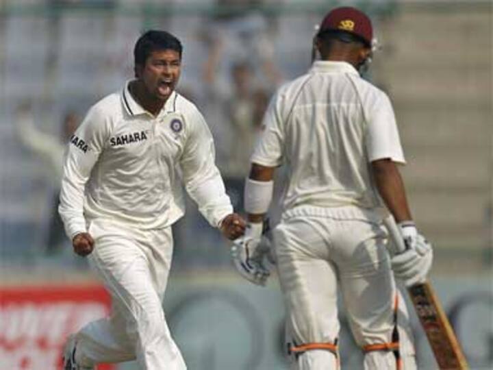 Ojha rushed to hospital after being hit on the neck