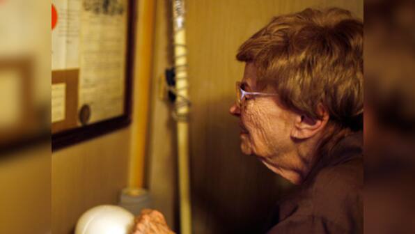 Suicides soar among elderly Britons due to recession