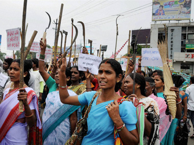 Road not built properly? Soon you sue contractor, says CVC Road not built properly? Soon you sue contractor, says CVC