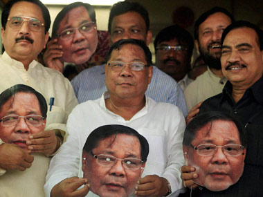 Sangma in Mumbai for Prez campaign, meets BJP legislators Sangma in Mumbai for Prez campaign, meets BJP legislators