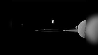 Avalanches on Saturn's moon can explain landslides on Earth