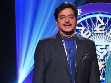 Shatrughan Sinha shifted from ICU to private room Shatrughan Sinha shifted from ICU to private room